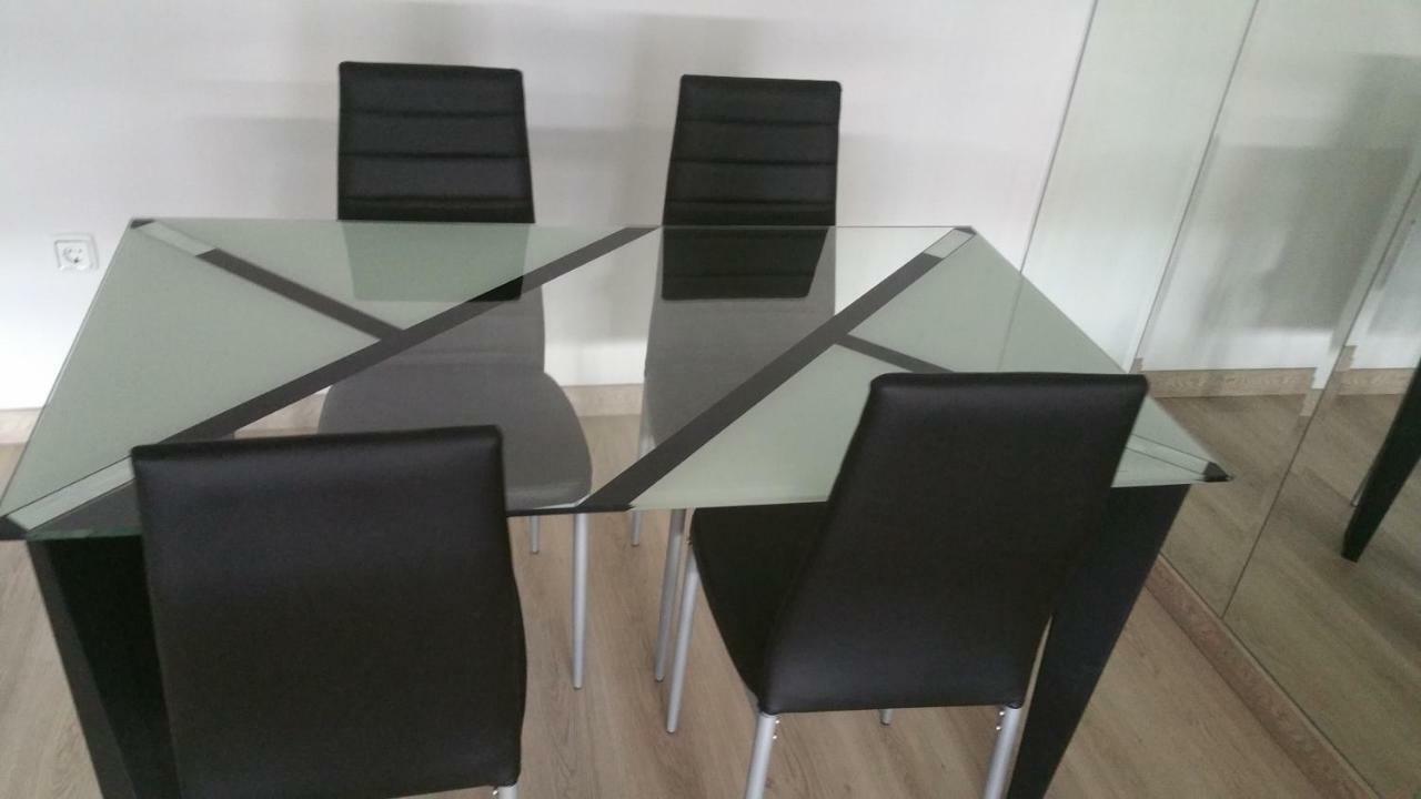 Apartamentos La Vaguada Suites 마드리드 외부 사진
