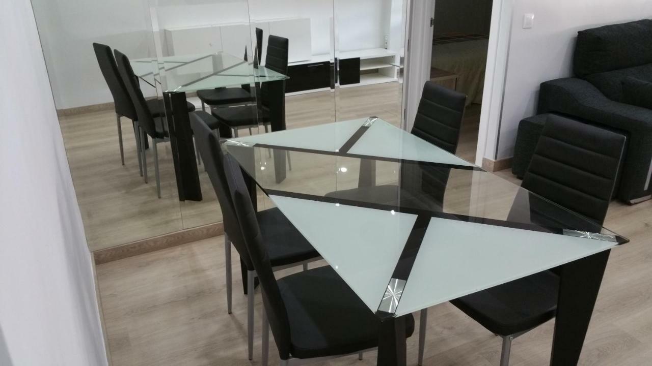 Apartamentos La Vaguada Suites 마드리드 외부 사진