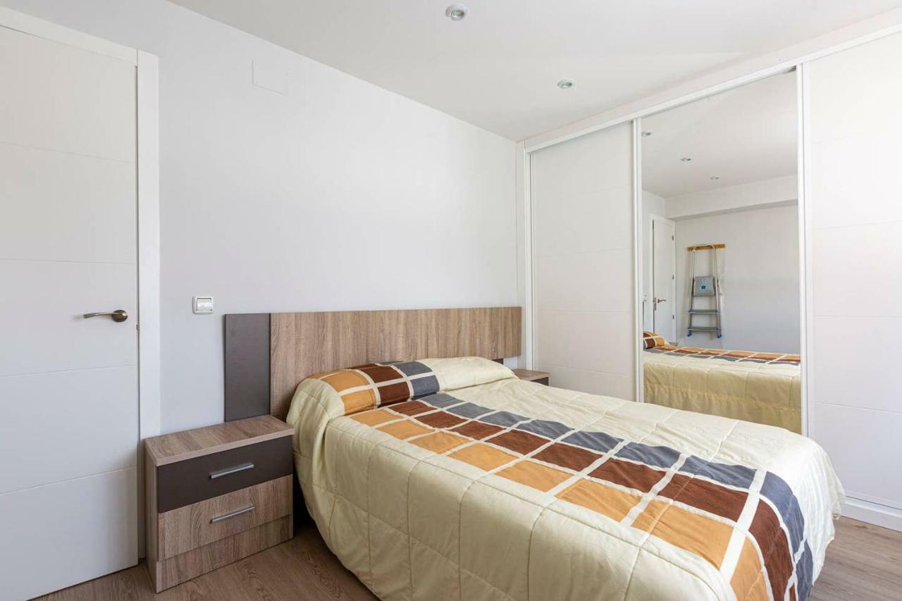 Apartamentos La Vaguada Suites 마드리드 외부 사진