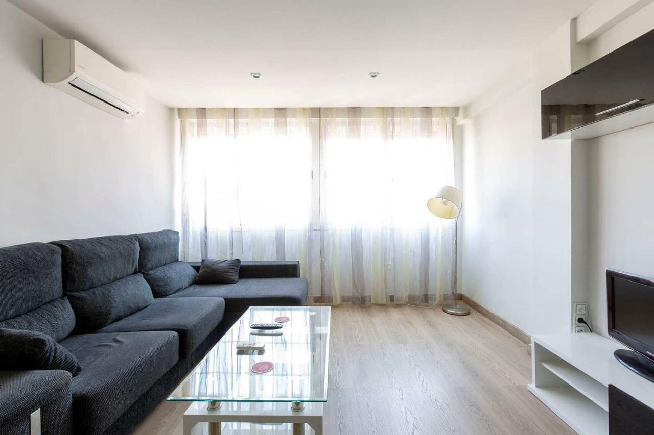 Apartamentos La Vaguada Suites 마드리드 외부 사진