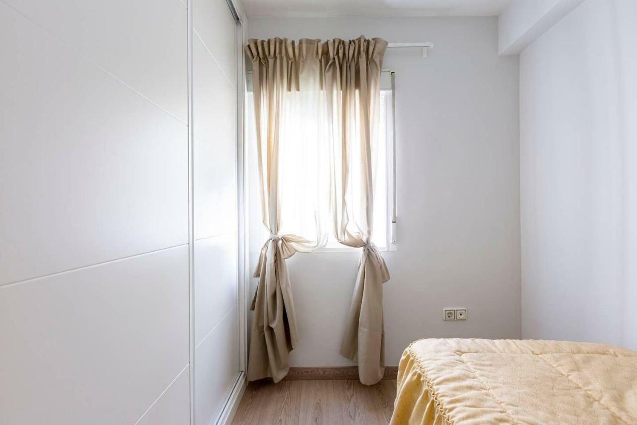 Apartamentos La Vaguada Suites 마드리드 외부 사진